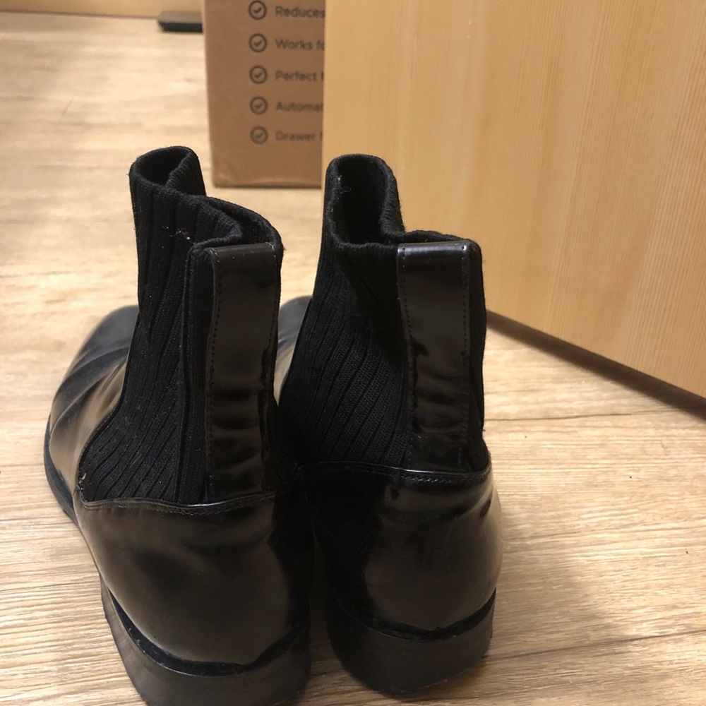 Vince rain boots - Picture 2 of 8